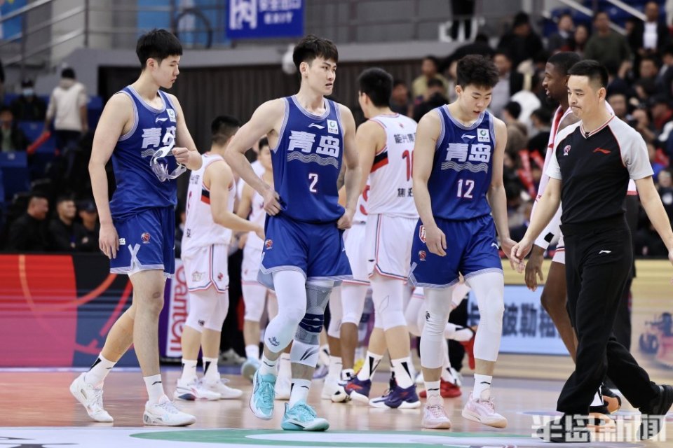 内蒙古男篮客场获胜，反弹势头明显